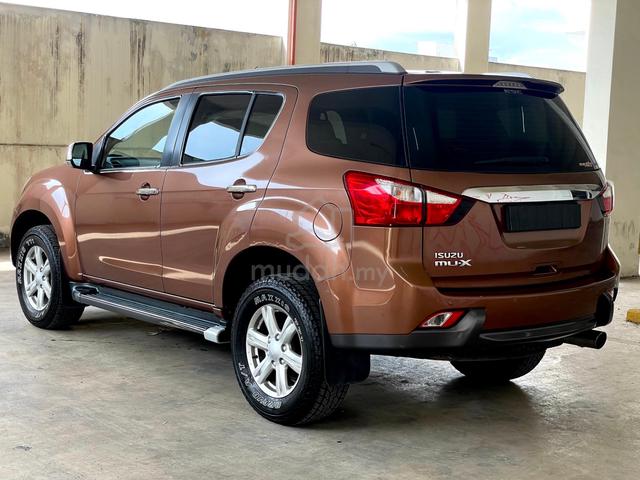 2015 Isuzu MU-X 2.5 4x4 (A) - 2