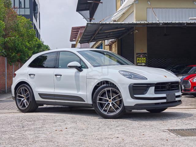 2023 Porsche MACAN NFL GRADE 5A / BURMESTER SOUND - 1