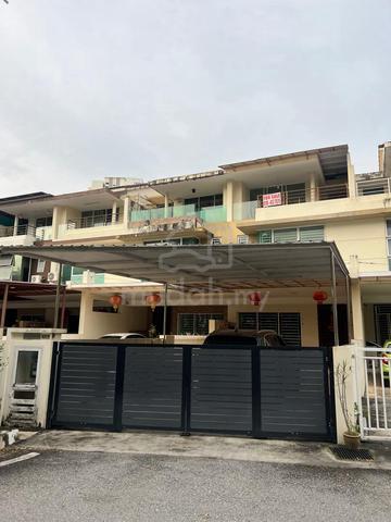 3 Storey Terrace Sentral Green 3000sqft 4 Car Park Good Location 1