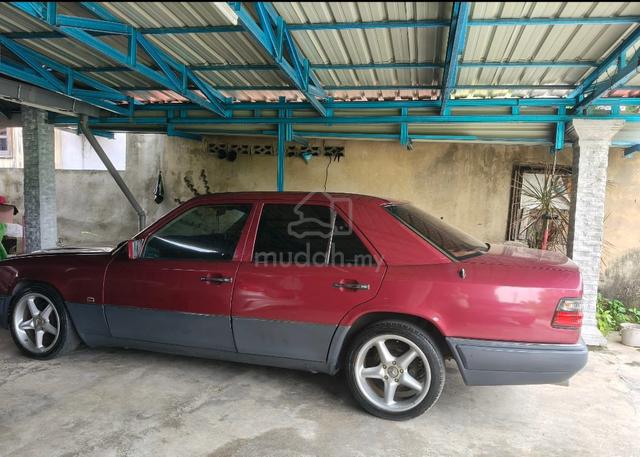 1995 Mercedes Benz 230E 2.3 W124 (A) - 2