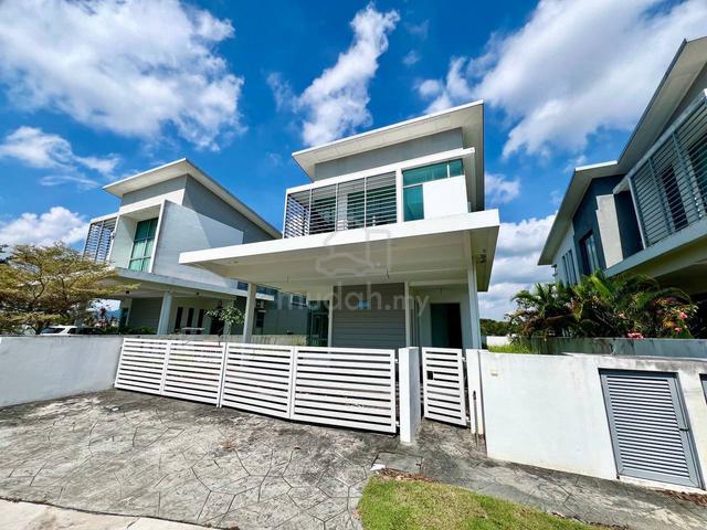 BRAND NEW - 2 Storey Bungalow Frangipani Villas, Kota Seriemas Nilai 1
