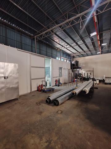 Warehouse/ Factory Batu Maung 5000sf Industrial Near Diamond Valley 3