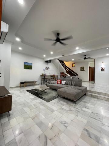 Bungalow For Rent At Gurney Penang's Prestige Location!! 1