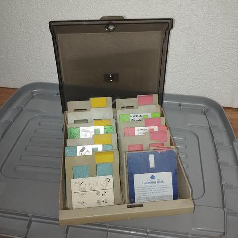 Kotak storage simpan disket 3.5" vintage - photo 2 of 6