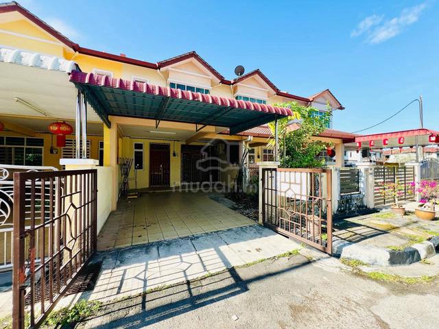FREE AIRCOND & WATER HEATER|Double Storey Terrace|Taman Nyaman Indah 1