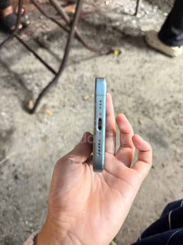 Iphone 16 - photo 3 of 6