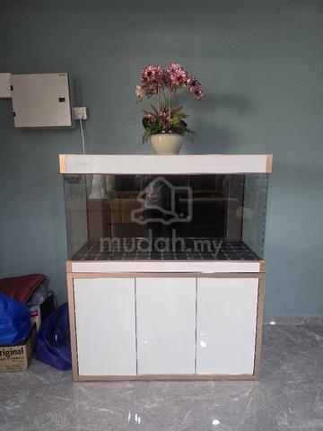 fish tank  - photo 2 of 5