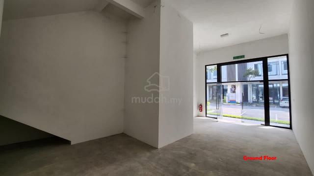 Ground floor Vervea shoplot at Batu Kawan 1