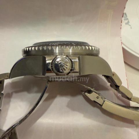 Men's watch, lightly used. - photo 2 of 6