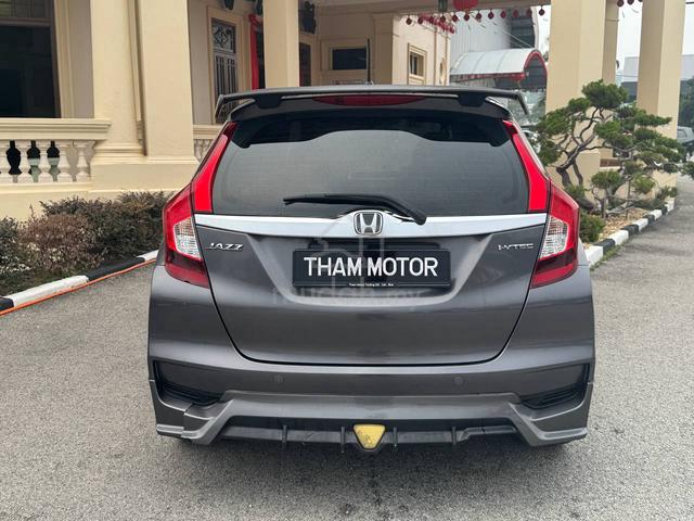 2019 Honda JAZZ GK5 1.5 E FACELIFT (A) FULL LOAN - 5