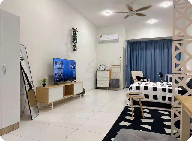 Akademik Suite 1