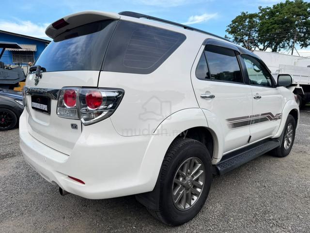 2014 Toyota FORTUNER 2.5 G (A) BLACK EDITION - 4