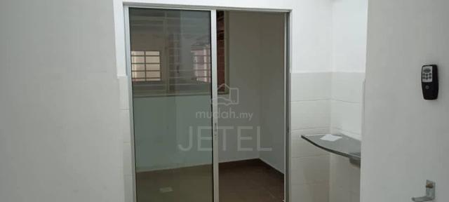 Trifolis Apartment 1