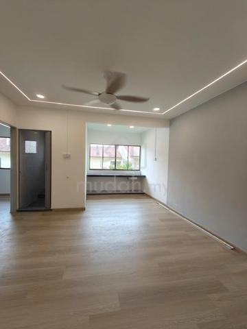 Flat Taman Ungku Tun Aminah 1