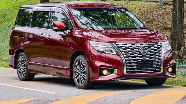 Nissan ELGRAND 2.5 HIGHWAY STAR S PREMIUM - 2