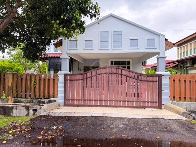 Corner Lot BANGLO SETINGKAT – KRUBONG PERDANA KRUBONG MELAKA 1