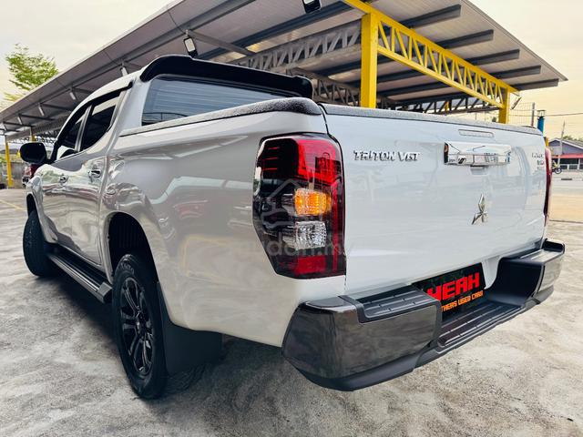 2019 Mitsubishi TRITON 2.4 VGT A/T PREMIUM (A) - 3