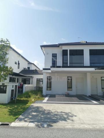 Gated & Guarded - Avenham Garden Home (30'x60') 1