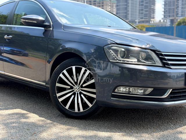 2016 Volkswagen PASSAT 1.8 TSI COMFORTLINE (CKD) - 2