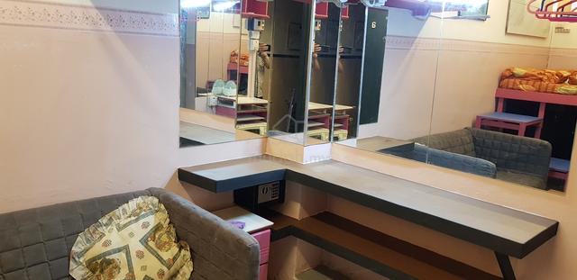 Furnished room Bathroom hotshower Pandan Indah 1