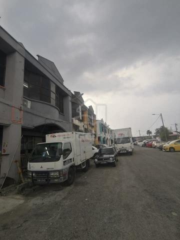 Below Market Value 20% Full Loan Cheap Sale Main Road Facing Taman Ber 1