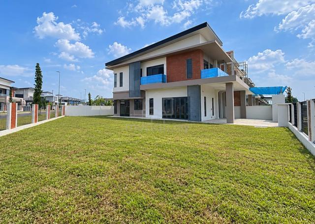 Bandar Uda Utama Uda Heights Semi D Corner 35ft Big Land Nusa Bestari 1