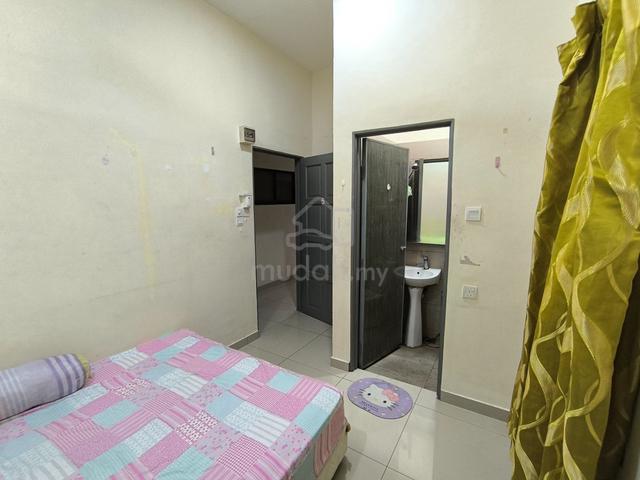 Ampang Master Room / Bilik Sewa (Free Wifi, with Aircond) 1