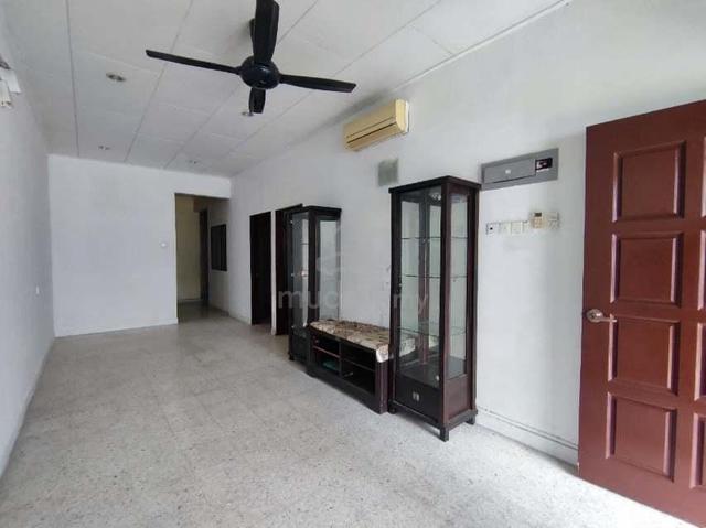 Single storey terrace house,bayan lepas, penang for rent 1