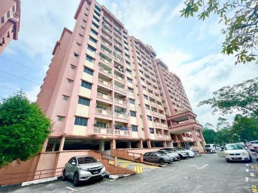 Taman Anggerik Villa 1