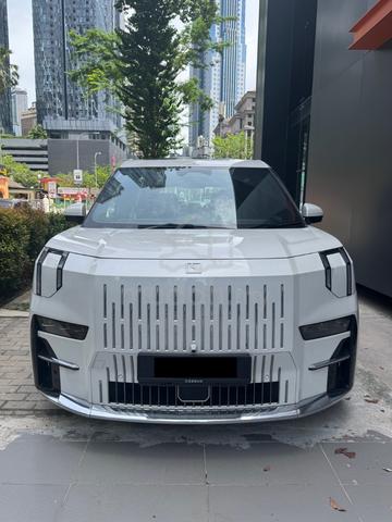 PRE-OWNED 2024 Zeekr 009 LUXURY MY24 (A) - 1