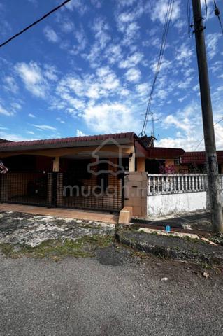 Rumah Teres Taman Ira Kangar Renovated & Extended 1