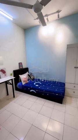 Single Room at Suriamas Condominium pjs10 Zero Deposit Fully Furnish 1