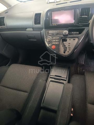 2005 Toyota WISH 1.8 TYPE E (A) - 5