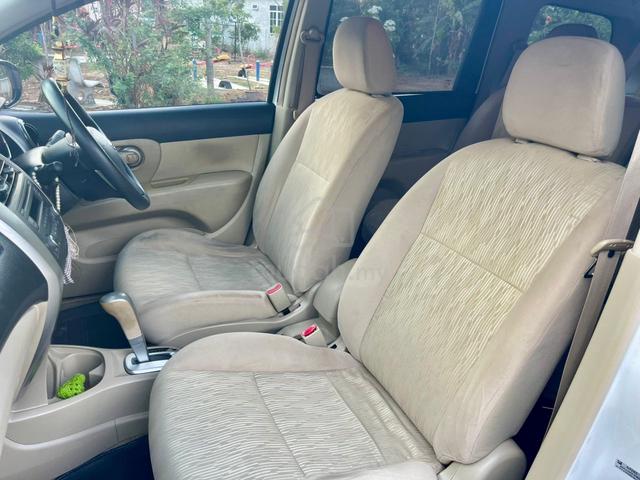 2015 Nissan GRAND LIVINA 1.6 CLASSIC/COMFORT (A) - 3