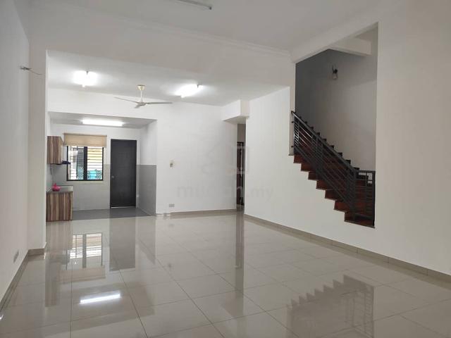 puteri 6, 2.5 storey Bandar Puteri Puchong for sale 1