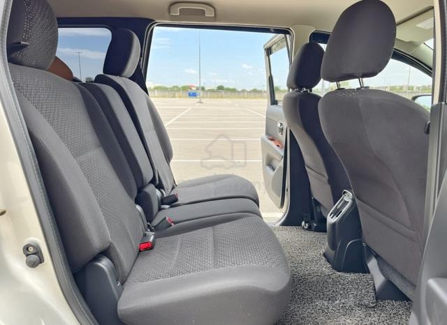 [2013] Nissan GRAND LIVINA 1.8 PREMIUM 8 Seater - 5