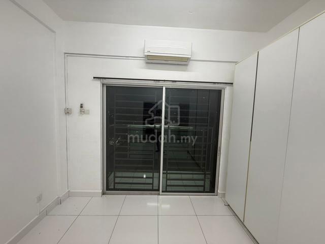 The Twin Residences @ Tampoi 1
