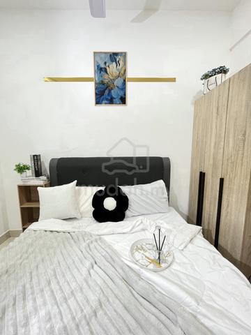 All-Female, Muslim-Friendly Condominium Rooms for Rent @ Meru 1