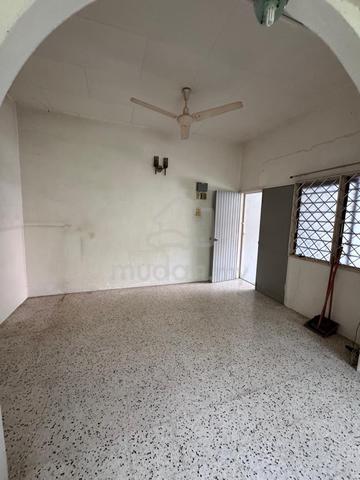 Single Storey Terrace, Extended to 3 Rooms, Land Area 1200sft 1