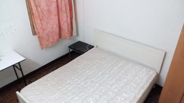 Fully furnished room at Desa Petaling {Female Muslim} 1