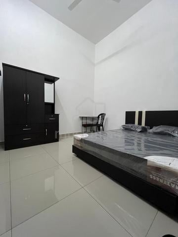 Fully Furnished Middle Room for Rent - Station 18, Ipoh 1