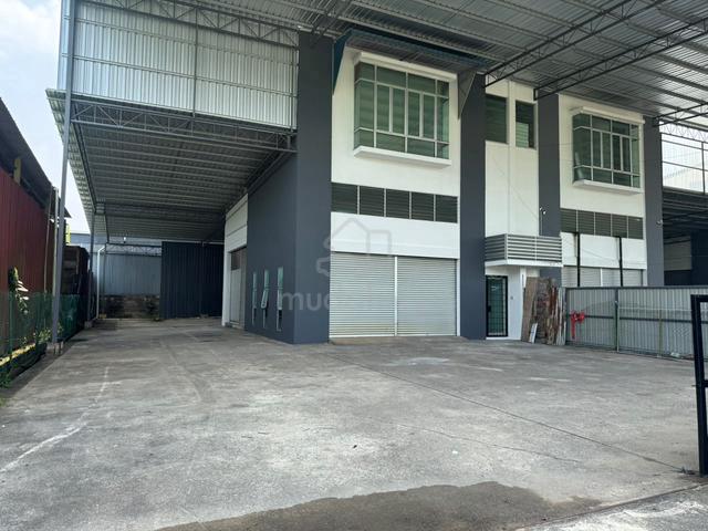 Batu Kitang Industrial light industrial warehouse For Rent 1