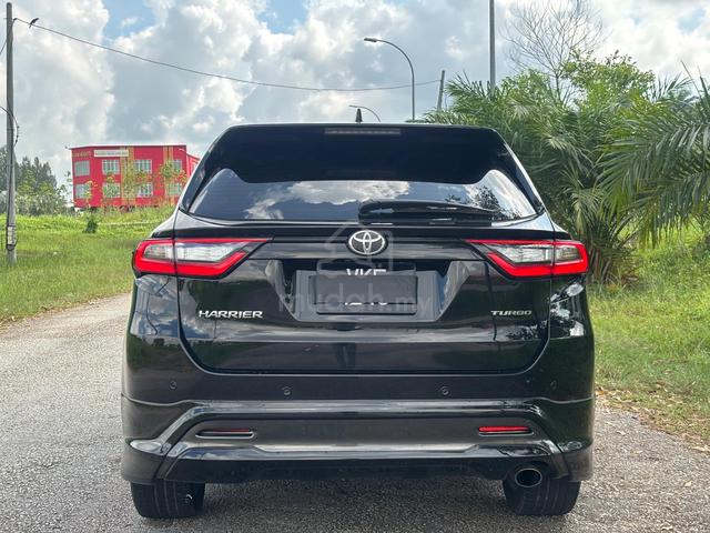 2020 Toyota HARRIER LUXURY 2.0 TUBRO Good Conditio - 4