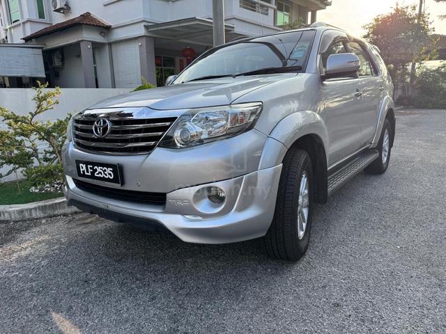 2012 Toyota FORTUNER 2.7 V TRD SPORTIVO FACELIFT - 1