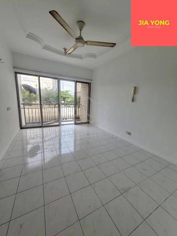 Villa Emas 1