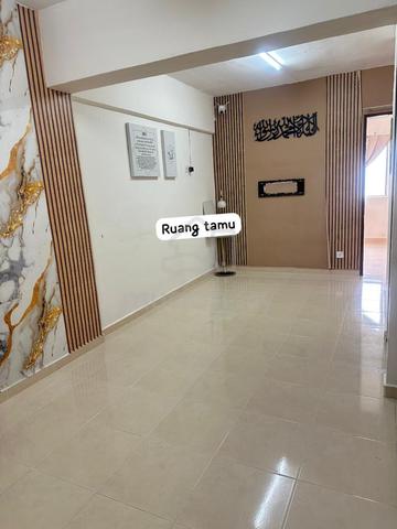 Puncak Erskine 1