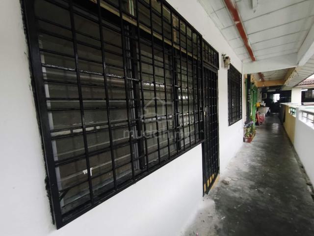 Desa Mentari Flat (Block 2) 1