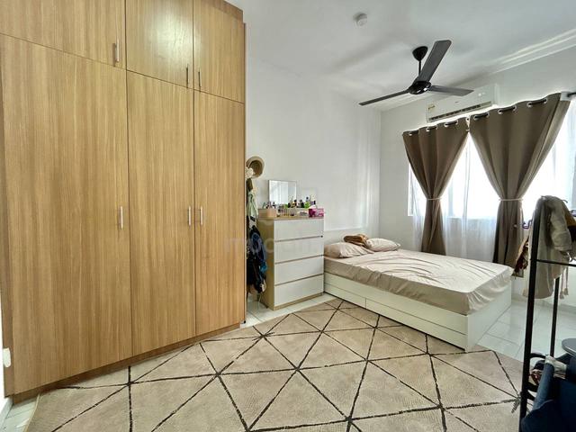 Residensi Adelia 3