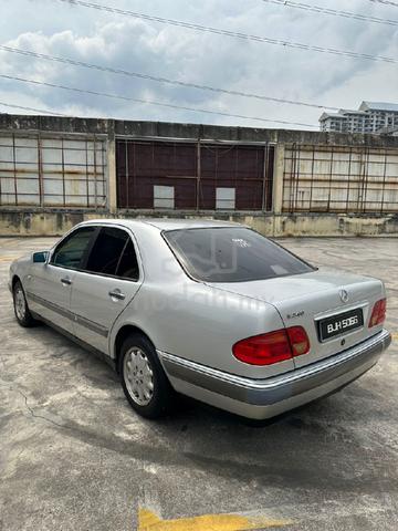 1995 Mercedes Benz 230E 2.3 (A) - 5