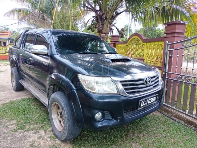 2013 Toyota HILUX 2.5 G VNT (A) - 1